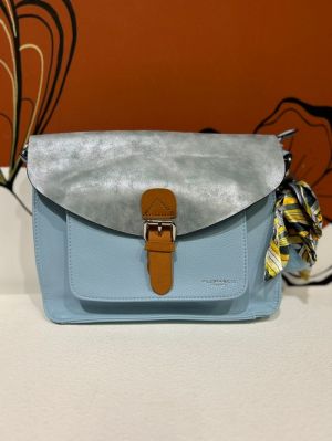  BLEU CLAIR