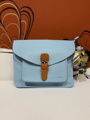  BLEU CLAIR