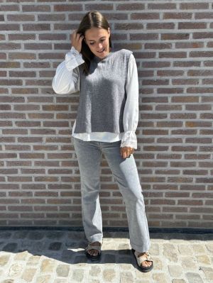  Gris