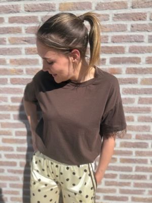  MARRON