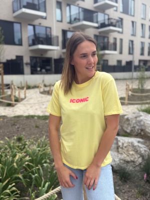  JAUNE