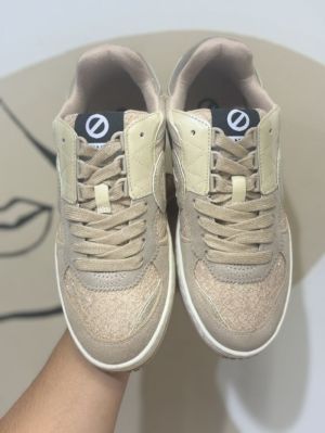  NUDE GOLD