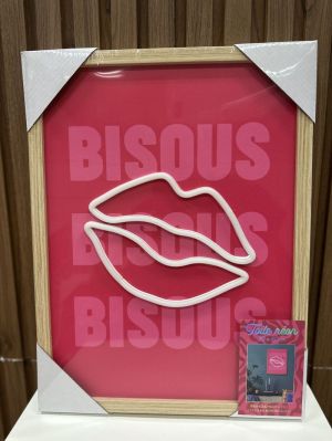  BISOUS BISOUS